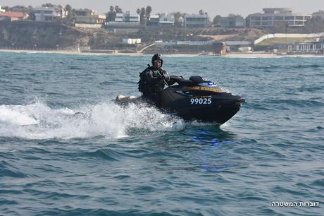 Nuevos botes y lanchas para la policía israelí.