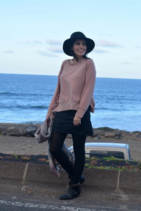 OUTFIT JERSEY VOLANTES DE ZARA