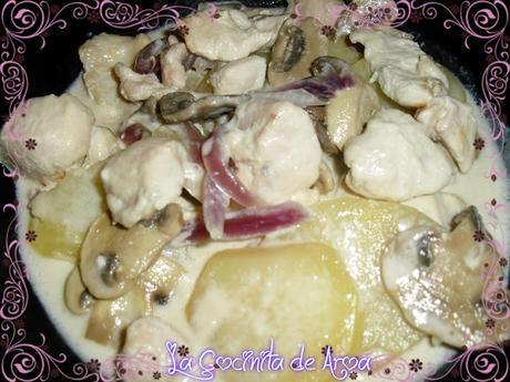POLLO A LA NATA CON CEBOLLA Y PATATAS PRIMADONNA