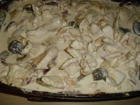 POLLO A LA NATA CON CEBOLLA Y PATATAS PRIMADONNA