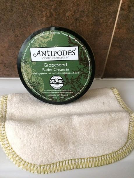 Rutina de noche de Eve/ Eve's evening routine Rutina de noche de Eve/ Eve's evening routine