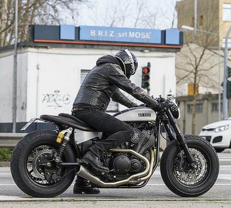 Cafe Racer Yamaha VX 950