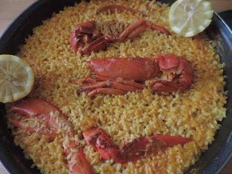 ARROZ SECO CON BOGAVANTE