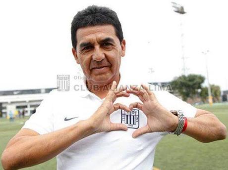 Jaime Duarte: “El #clásico mueve a todo el Perú” a #GolPerú [AlianzaLima]