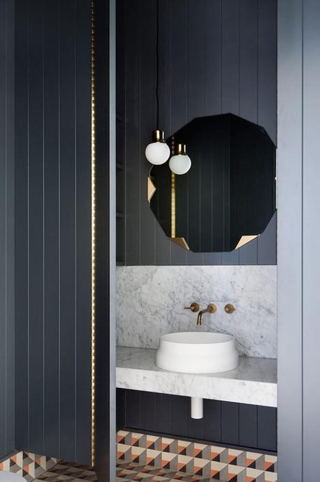 baño revestimiento negro