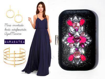 Invitada a boda con bolso joya negro y rosa fucsia