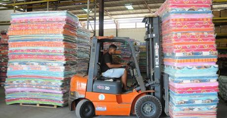 28 contenedores de ayuda de las Naciones Unidas llegan a Guantánamo 28 contenedores de ayuda de las Naciones Unidas llegan a Guantánamo