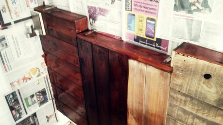 How to Build a Wood Pallet Headboard