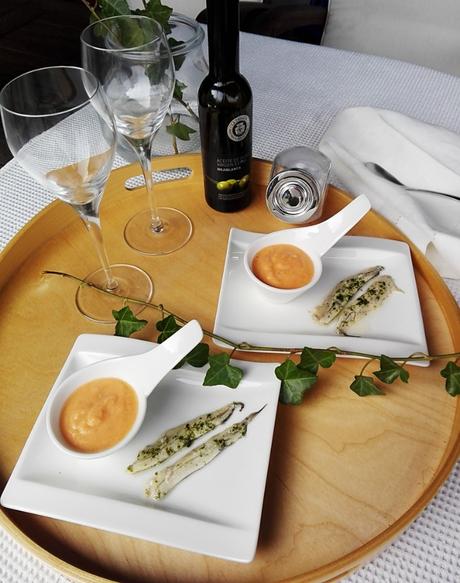 Salmorejo con boquerones en vinagre