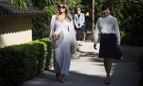 Despiden a Trump con protestas en Florida