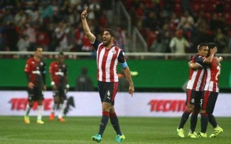 Jugador de Chivas en la mira del Porto de Portugal