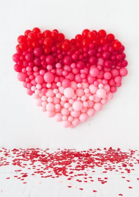 Ombre Heart Balloon Backdrop | Oh Happy Day!: 