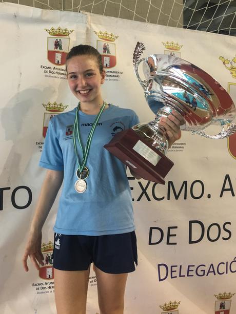 El Club Natación Dos Hermanas revalidó el título de campeón en el XXXIV Campeonato Ciudad de Dos Hermanas