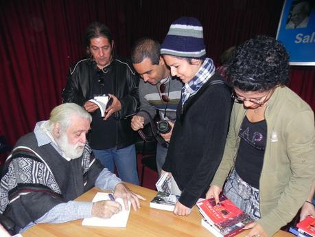 Según el régimen una biografía de Raúl Castro es el libro más leído en Cuba