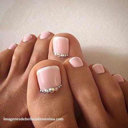 diseños para pedicure y manicure moda