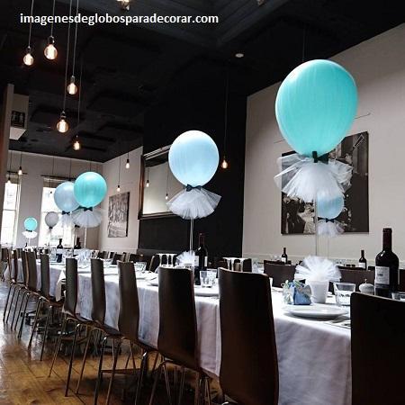 decoracion en globos para hombres mesa