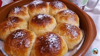 Bollos de leche rellenos