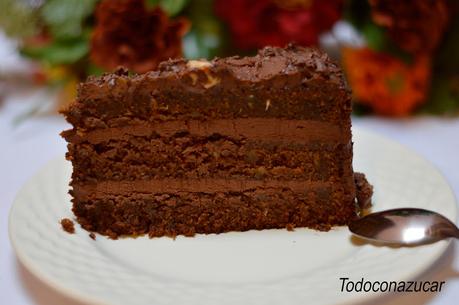 TARTA JUGUETE DE ZANAHORIA Y CHOCOLATE (CHOCOLATE CARROT CAKE)