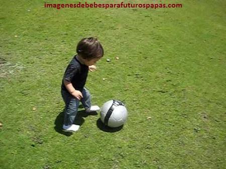 imagenes de bebes jugando futbol ejercicios