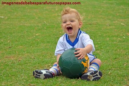 imagenes de bebes jugando futbol juegos