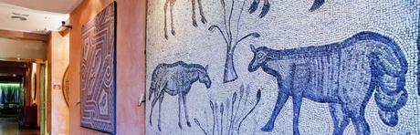 ¿Qué hotel de Madrid tiene una colección de mosaicos romanos?