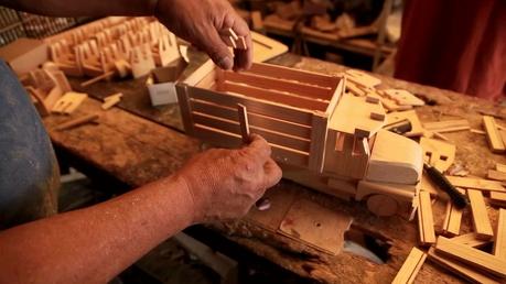 Nuevas jornadas para participar en el proyecto de autoconstrucción del Aula de Convivencia del CEIP Europa