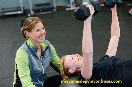 imagenes de gimnasio para mujeres ejercicios