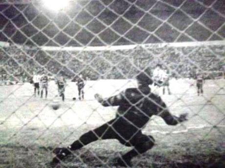 16 de Febrero en ALianza Lima [Marco Valencia]