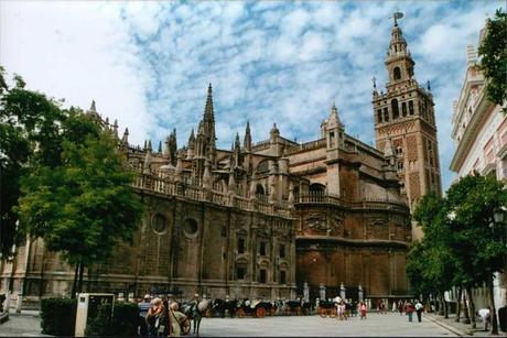 8 Atractivos Lugares Que Ver En Sevilla, Desde Monumentos Hasta Museos!