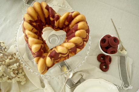Red Velvet Marble Bundt Cake, so simple and so delicious #BundtBakers Red Velvet Marble Bundt Cake, so simple and so delicious #BundtBakers