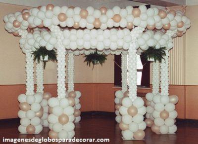 Cuatro decoraciones con arreglos para boda civil con globos - Paperblog