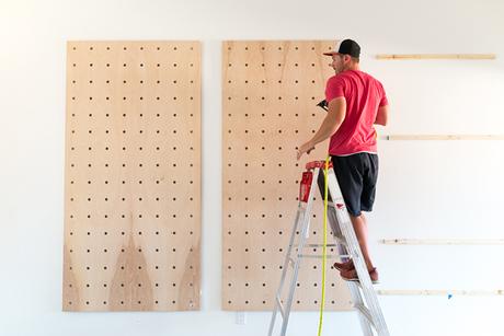 diy 2 en 1: tablero organizador y estantería, perfecto para entradas y pasillos