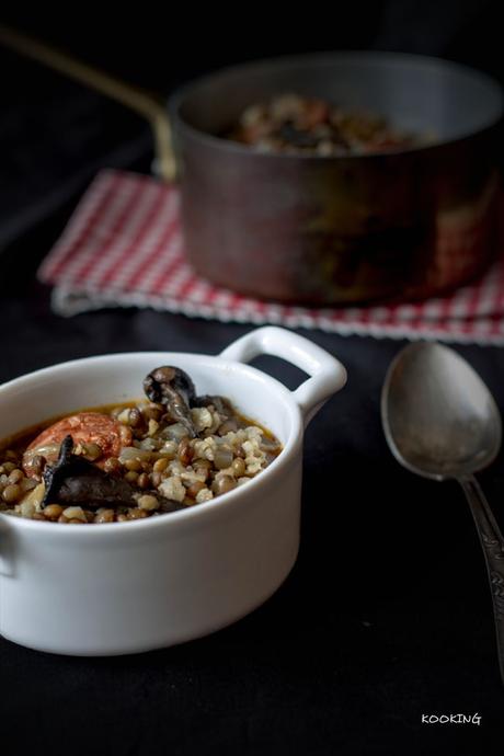 Lentejas con arroz integral y chorizo ahumado