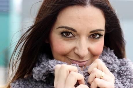 Como combinar una falda metálica