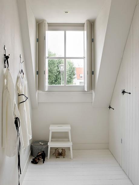 Apto Blanco y con Madera, Rustico y Minimalista