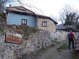 Aciera-La Chera-Las Texeras-Cutu l'Oso-Las Duernas-Llamparapólvora-Mantiegu-Cualarena