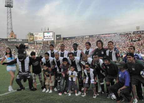 19 de Febrero en ALinza Lima [Andre Carrillo]