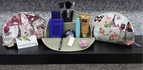 ¡SORTEO con COSMETICHOLLOS de un Clutch de Viaje con maquillaje!