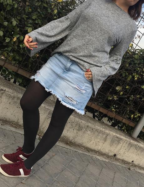 SNEAKERS GIRL.-