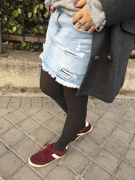 SNEAKERS GIRL.-