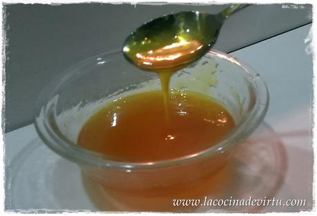 Salsa caramelo de Naranja en microondas