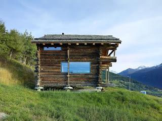 Cabaña Rustica Reconvertida en Suiza