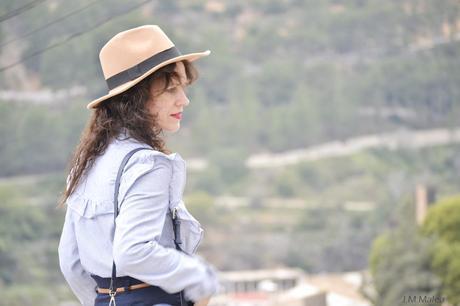 COLABORANDO CON DRESSLILY. CAMISA BORDADA