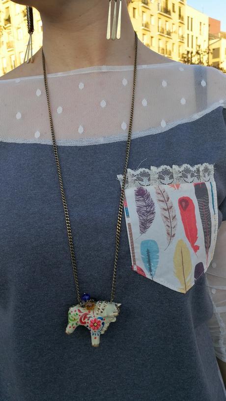 Sudadera plumas y falda de tul de noodles Sudadera plumas y falda de tul de noodles