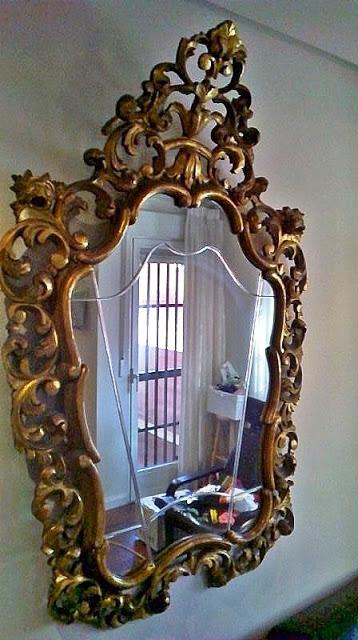 EL ESPEJO DE LAS MIL CARAS (ONE THOUSAND FACES MIRROR)