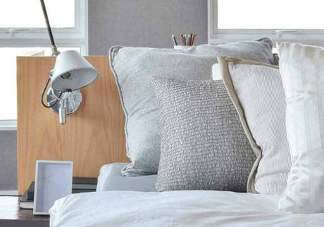 Tejidos y colores ideales para dormir bien