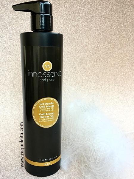 El Lujo del Polvo de Oro en mi Piel de la Mano de Innossence