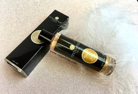 El Lujo del Polvo de Oro en mi Piel de la Mano de Innossence