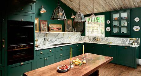 Deep kitchen. Un toque muy fuerte de color Deep kitchen. Un toque muy fuerte de color