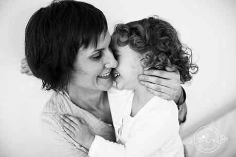 Consejos para fotografiar la complicidad, la interacción y las relaciones que se crean entre tú y tus hijos